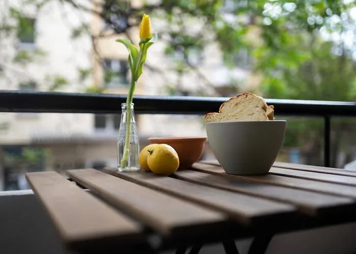 Sots In Center * Sofía